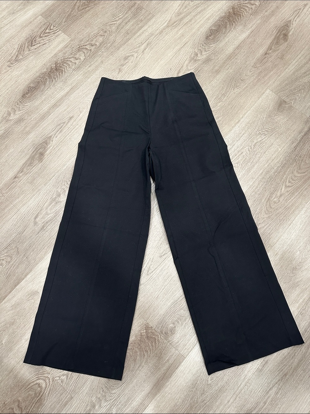 Old Navy Black Wide-Leg Trousers size M